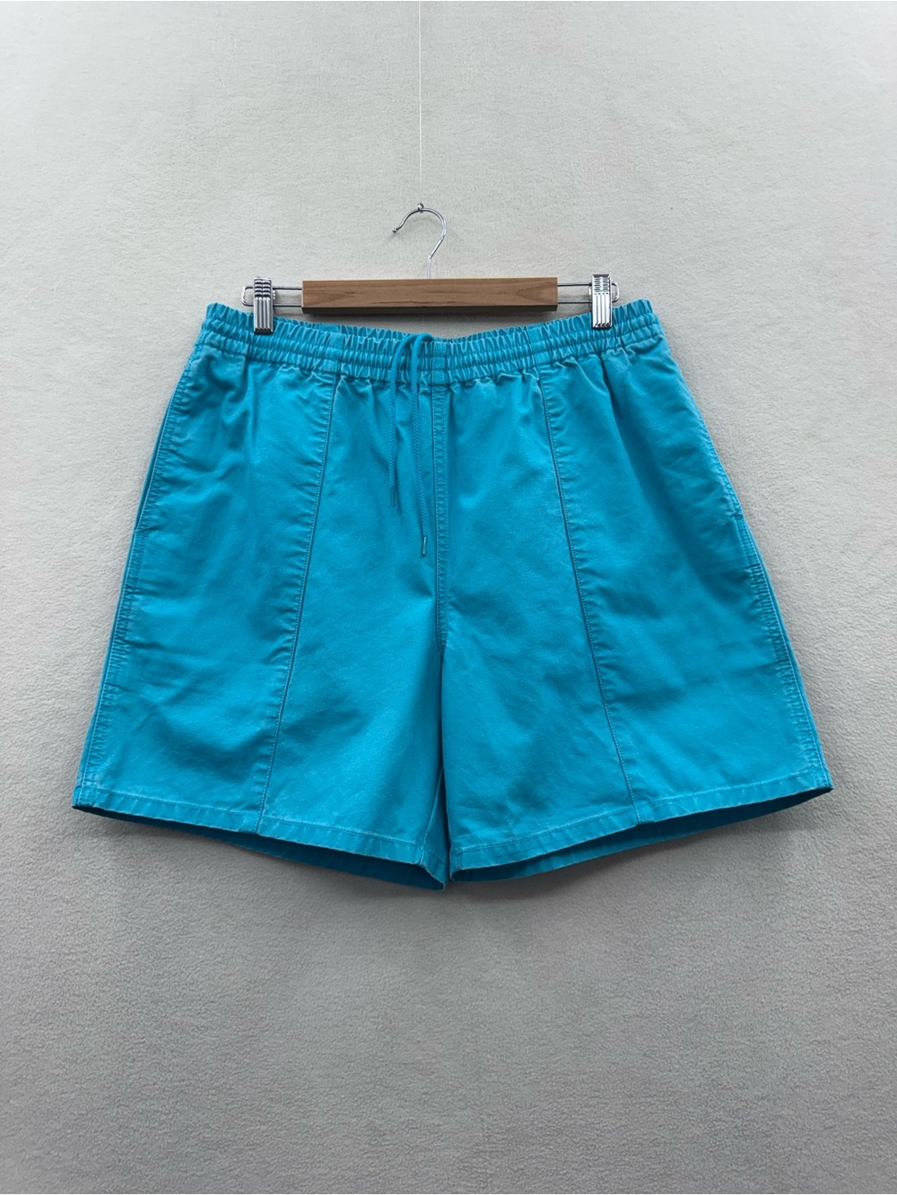 J. Crew Mens Medium Heritage Gym Shorts 6" Blue Seaside Canvas 100% Cotton